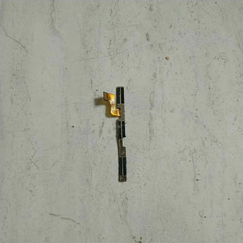 flexible on off bekas Evercoss M50 star