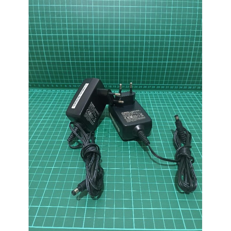 ADAPTOR HUAWEI ORIGINAL 12V 1,5A Bawaan modem router ont