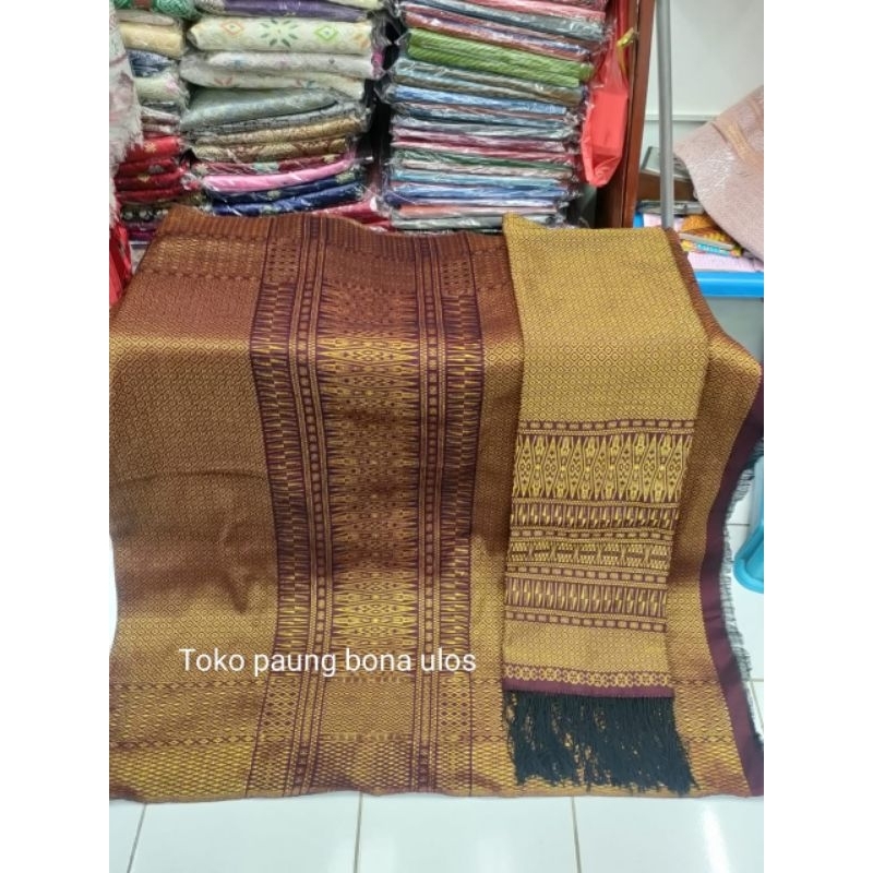 SONGKET TUMTUMAN TARUTUNG TTS WARNA GOLD TUMPAL GOLD MERAH HITAM.