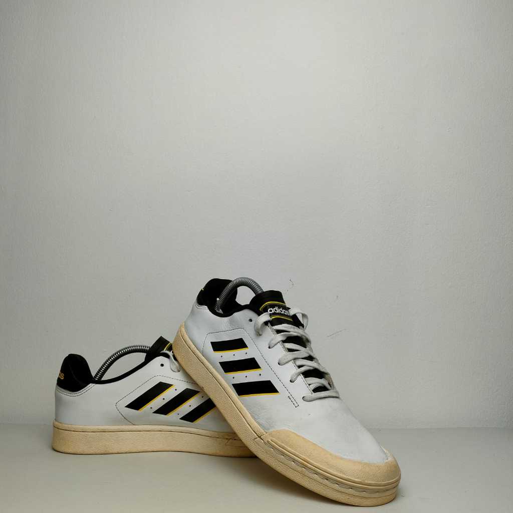Sepatu Second Adidas Court 70 Size 42,5