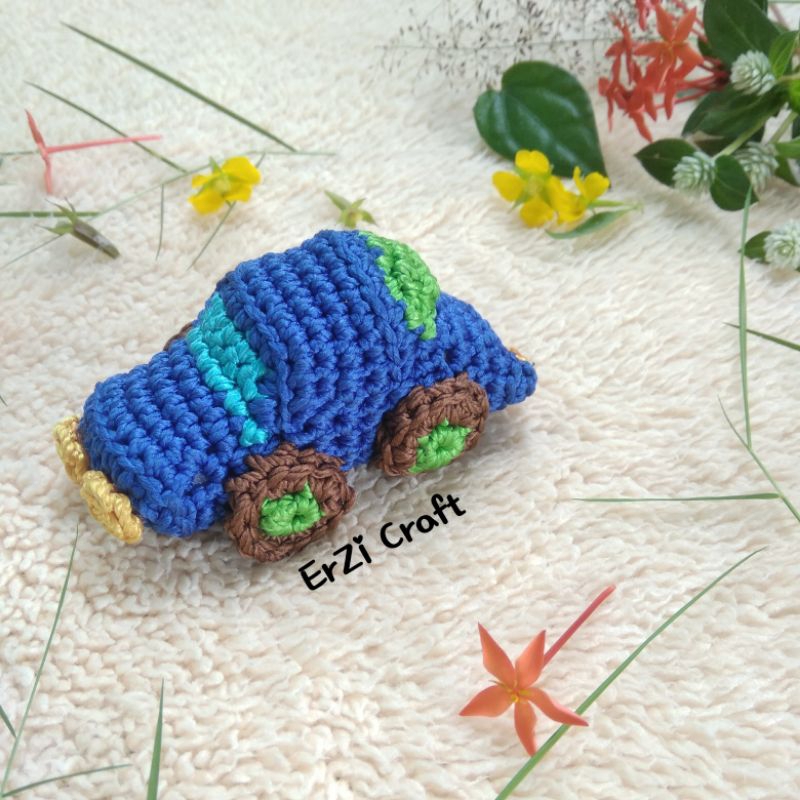 Crochet mini car keychain Gatungan kunci mobil mini rajut Handmade imut lucu unik