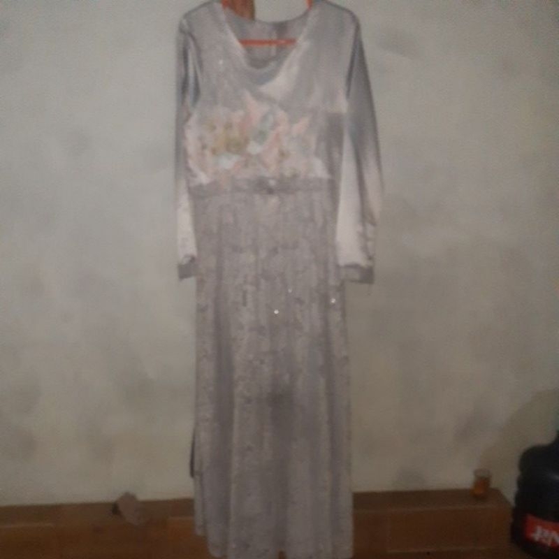 Dress Panjang warn abu/silver