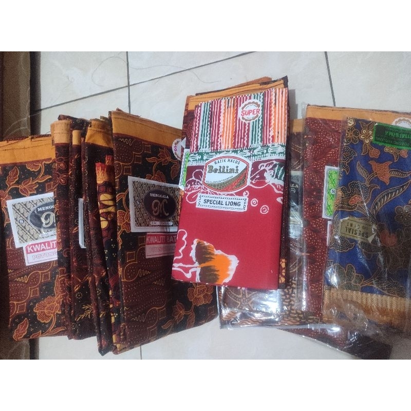 Kain Jarik gendongan