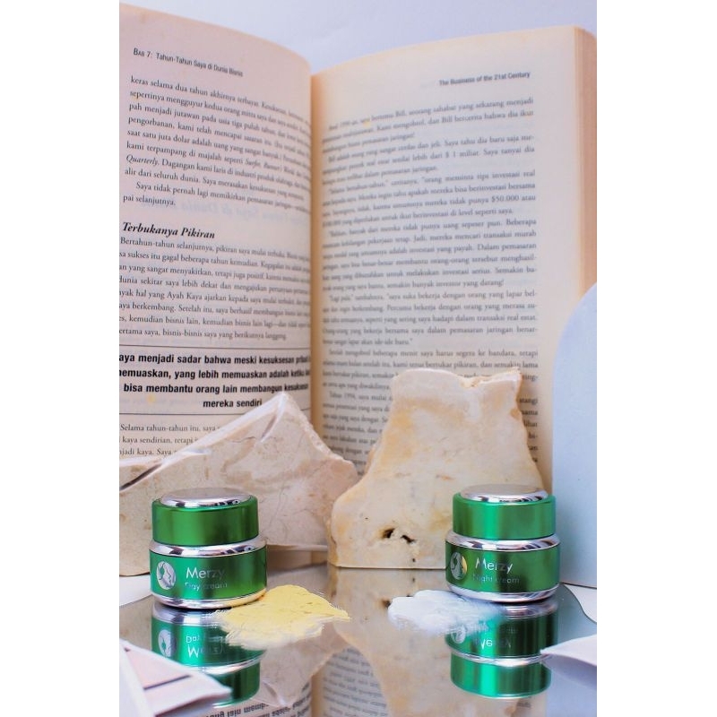 Merzy Perfect Lightening Cream Day & Night Cream