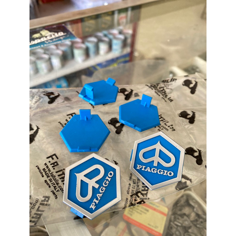 emblem chung piaggio hidung vespa spartan vespa excel  vespa pk original fa.italia emblem cung vespa