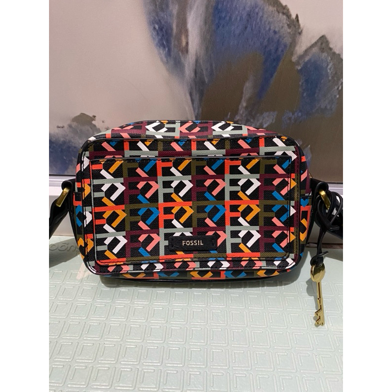 Preloved fossil sling bag