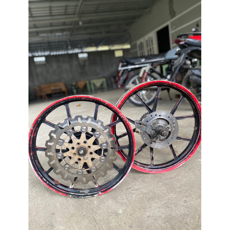 VELG DAYTONA GP WHEEL untuk bebek suzuki sudah set plendes double disk