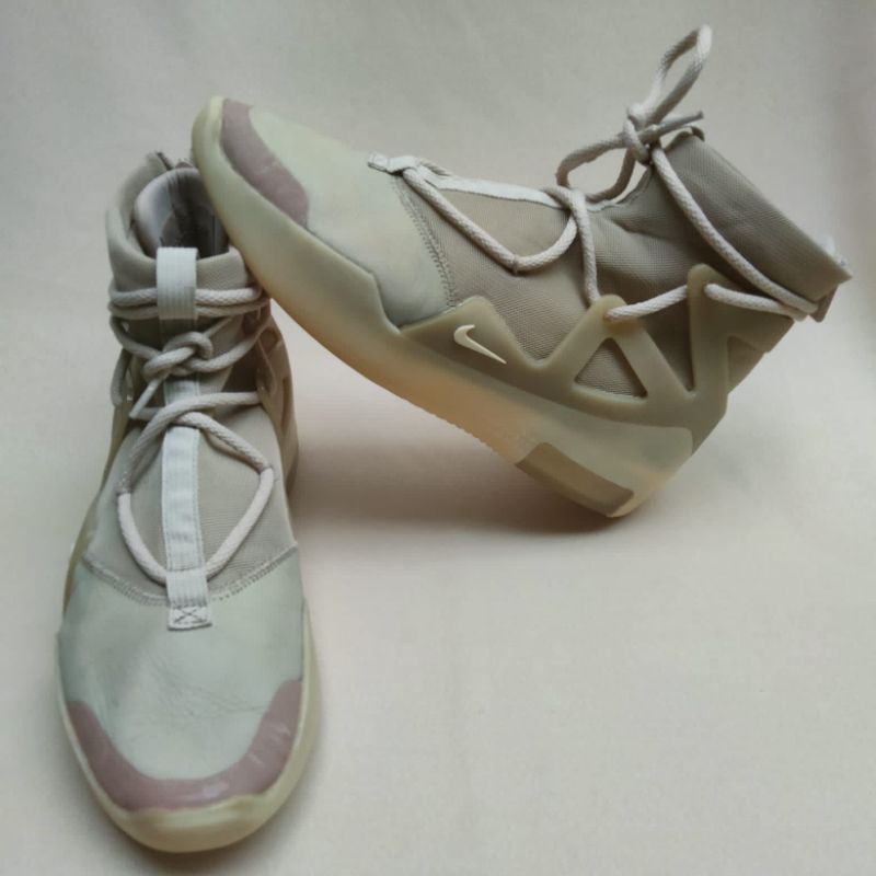 Nike Collabs Fear Of God (FoG)