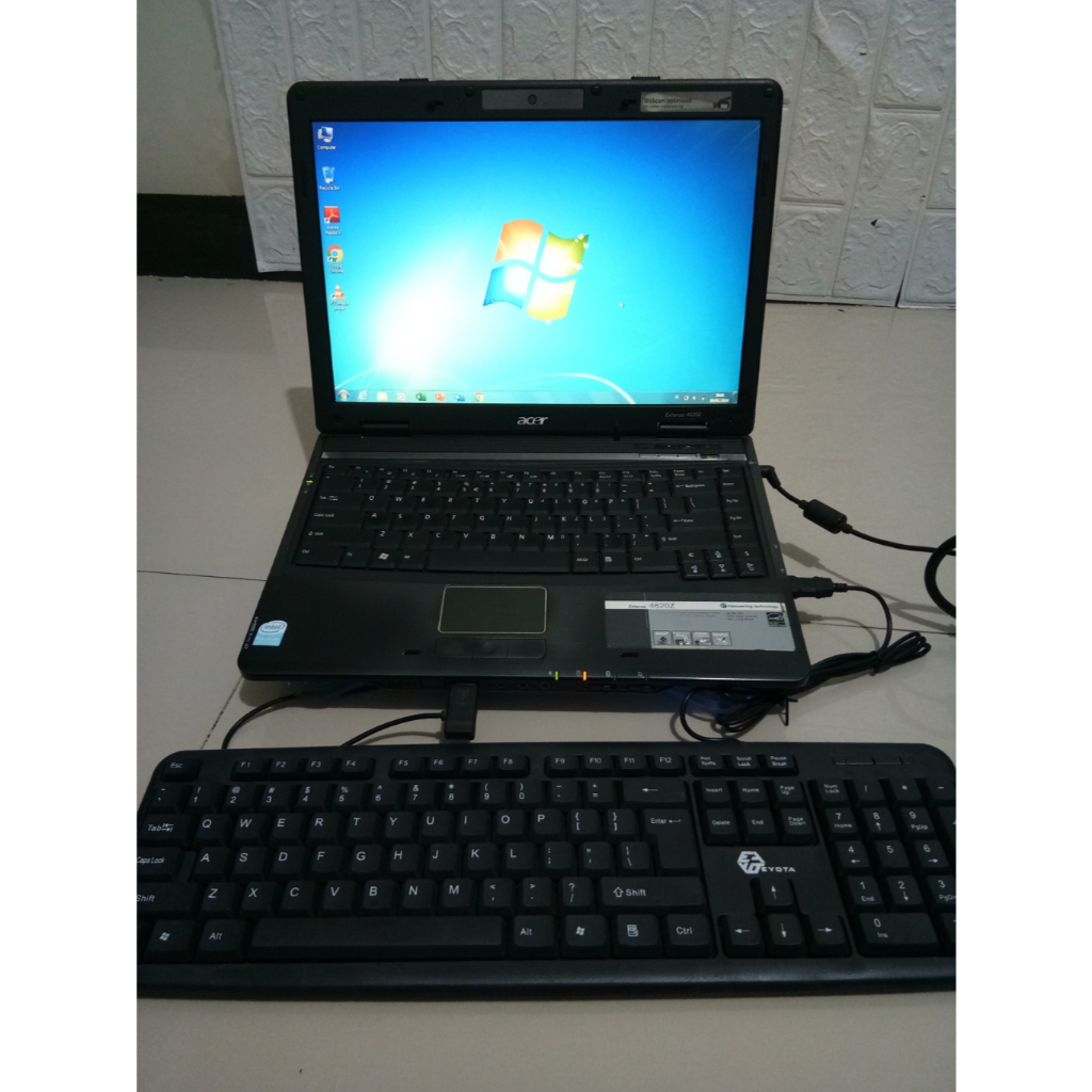Laptop Acer Extensa 4620Z Laptop seken bagus murah