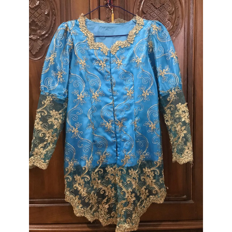 Kebaya Brokat (Preloved)