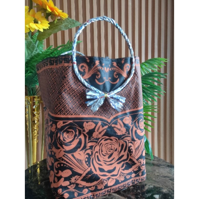 

tas hajatan batik elegan bulat mewah 22 (EBTH)