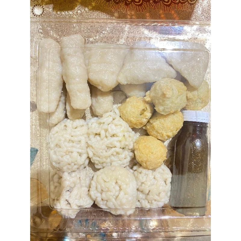 

PEMPEK TENGGIRI GABUS SUPER 20 PCS