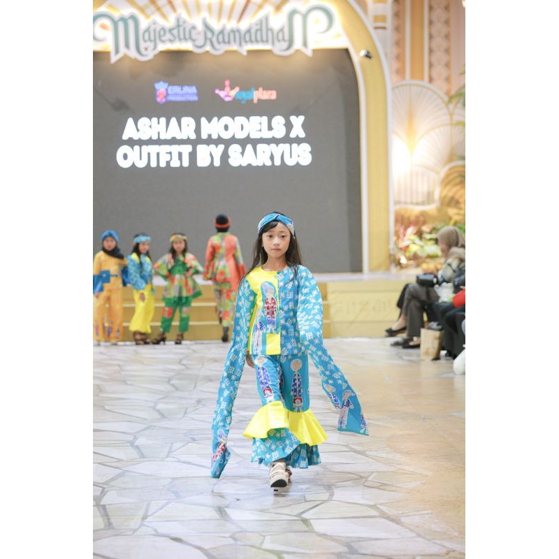 SEWA BAJU FASHION SHOW MUSLIM/BATIK/COLOURFULL ANAK