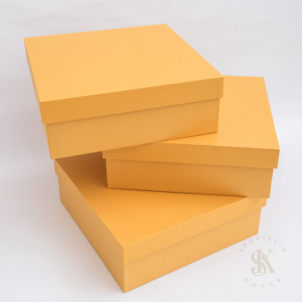 

SURABAYA. Gift Box / Box Hampers / Kotak Kado . HARDBOX 20 20 7(KS)