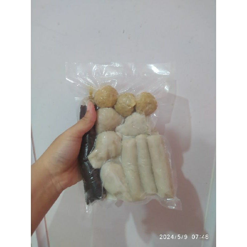 

PEMPEK IKAN TENGGIRI PAKET MIX ISI 10 PCS