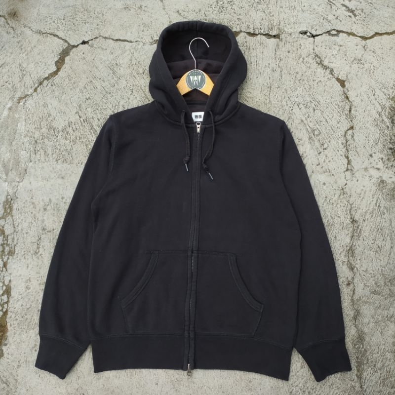 ZIP HOODIE UNIQLO HITAMM / ZH UNIQLO HITAM