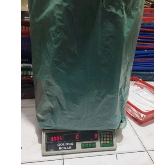 

Plastik Bubble Wrap Hitam 125cm X 50m Berat 3 Kg Murni Non Core Kualitas Bagus