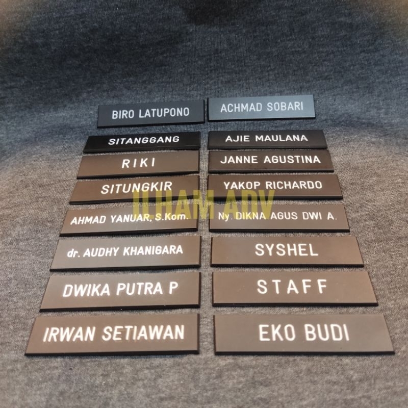 

Papan nama doff name tag dada ~magnet