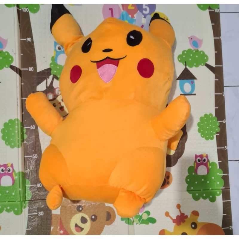Boneka Pikachu Jumbo