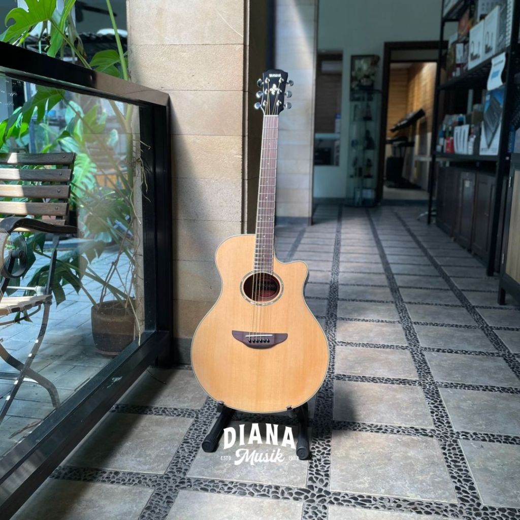 Gitar Akustik Yamaha APX600 / APX 600 NT, Natural