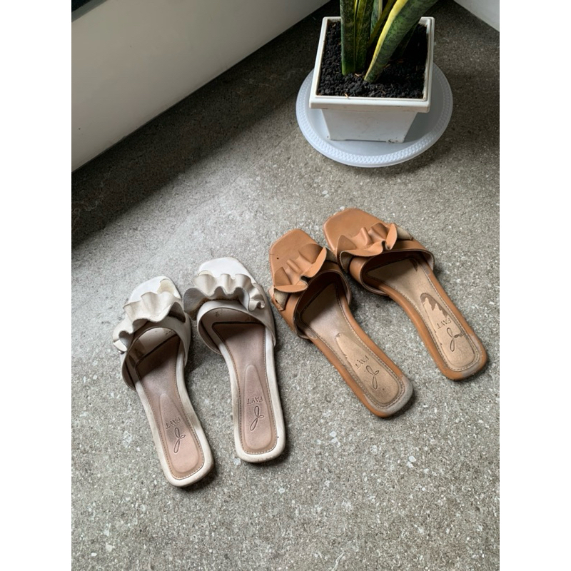 Sandal Fayt Wanita Warna Putih Coklat Brown