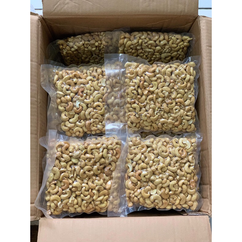 

Roasted Cashew Nuts/Kacang Mede Panggang 1Kg