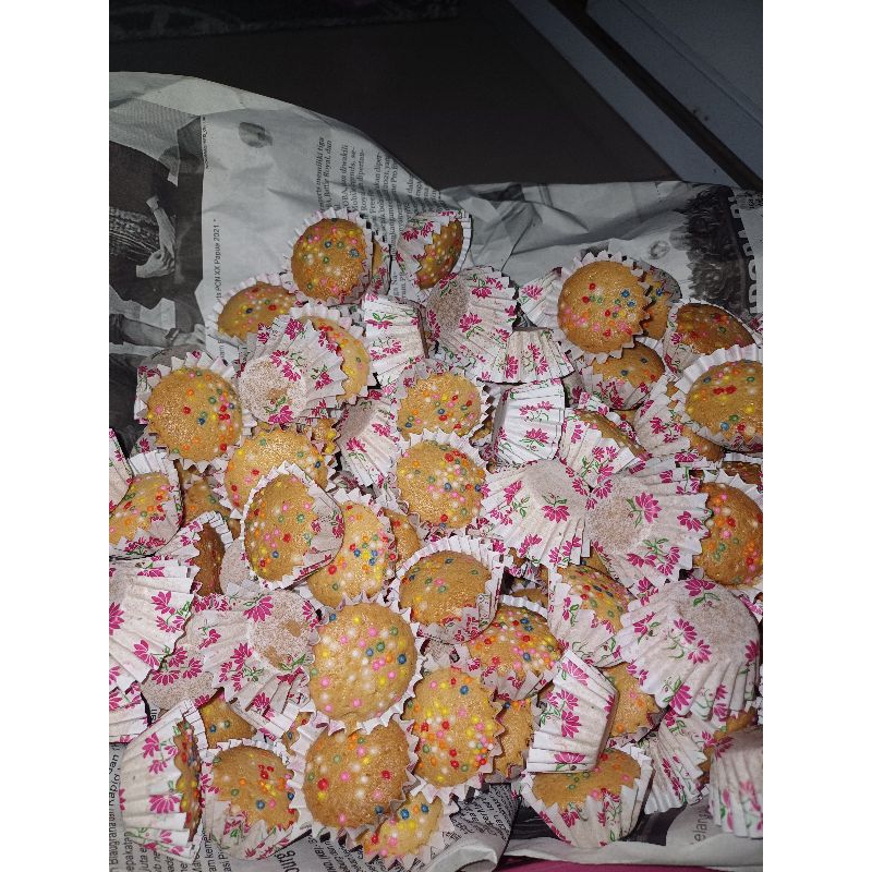 

bolu mini kering/bolu kering mini/bolu centil 250 gr