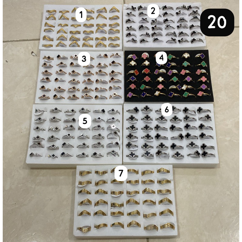 Cincin titanium anti karat pria dan wanita model semanggi onyx hitam, cincin emas mawar , cincin wan