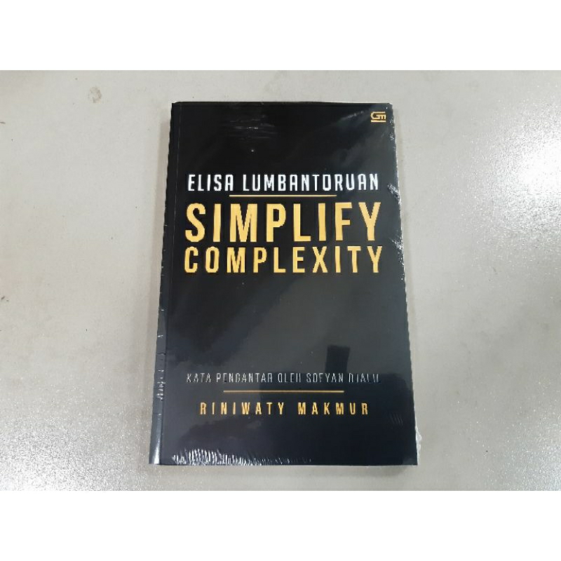Buku Biografi: Elisa Lumbantoruan - Simplify Complexity