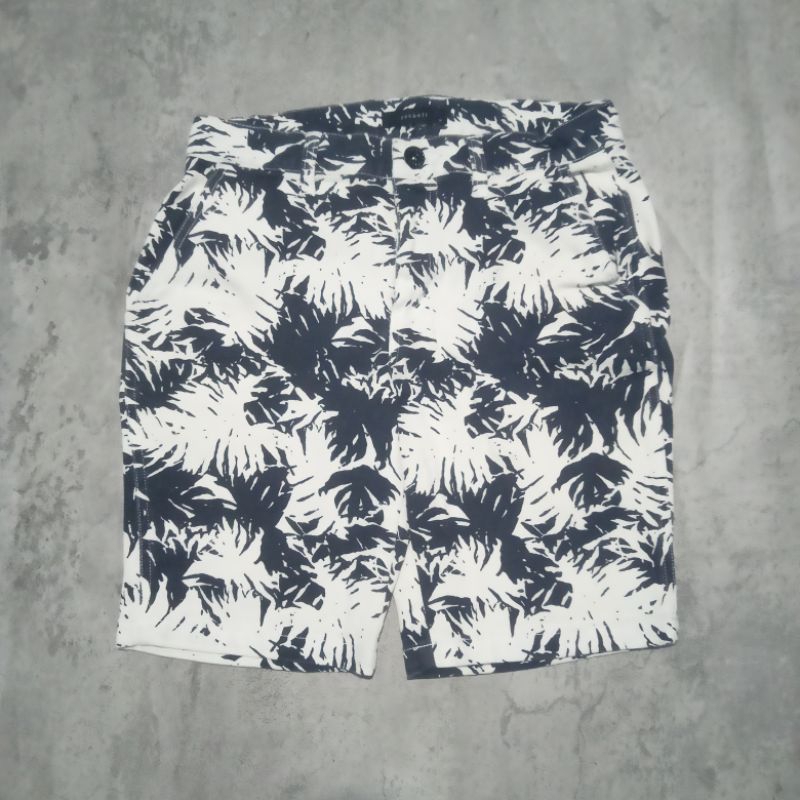 celana pendek pria roshell motif
