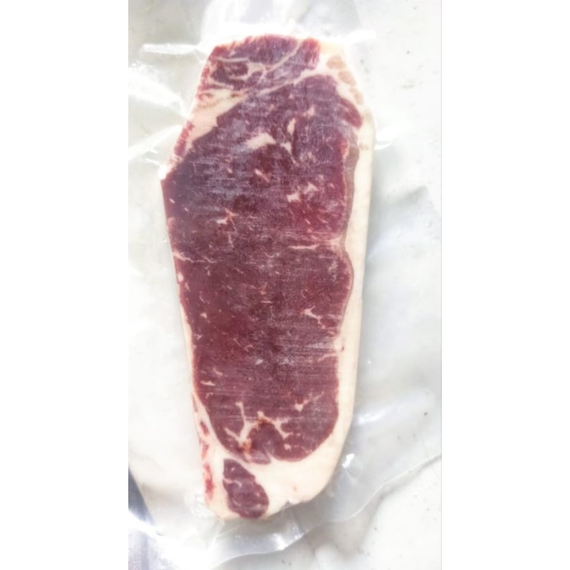 

Wagyu Striploin MB3 steak 200gr