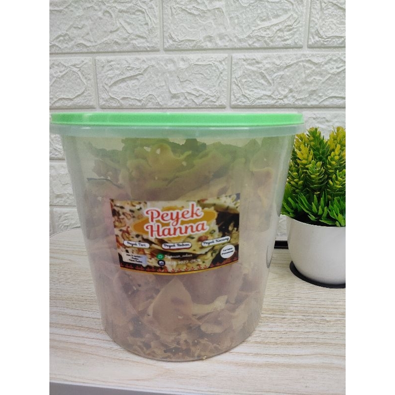 

peyek teri Medan kacang dan rebon