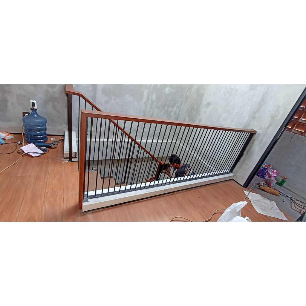 Railing tangga minimalis mix conwood dengan konsep modern free survei