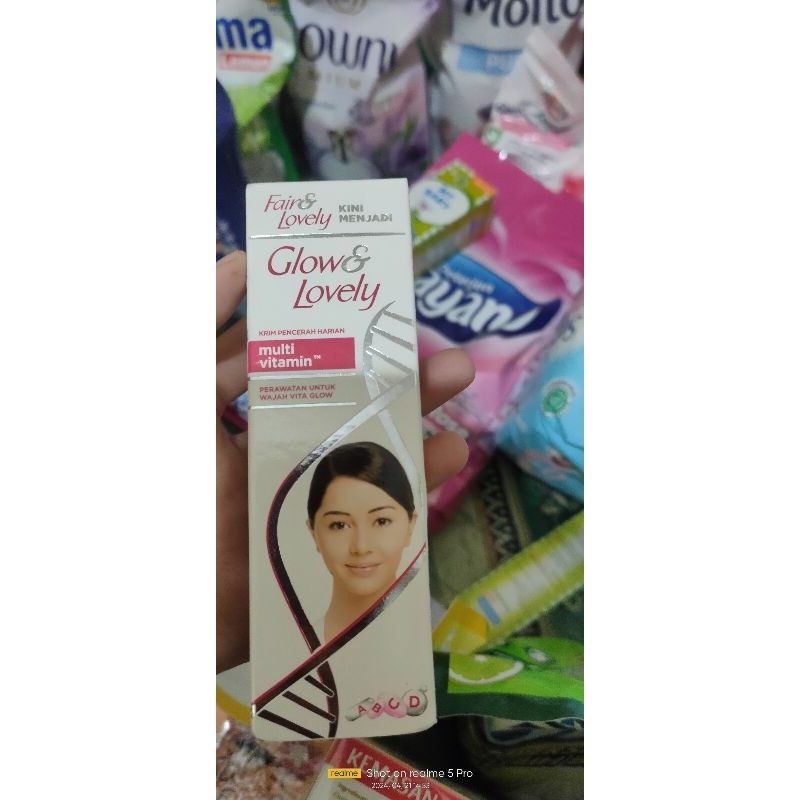 glow & lovely cream fair lovely