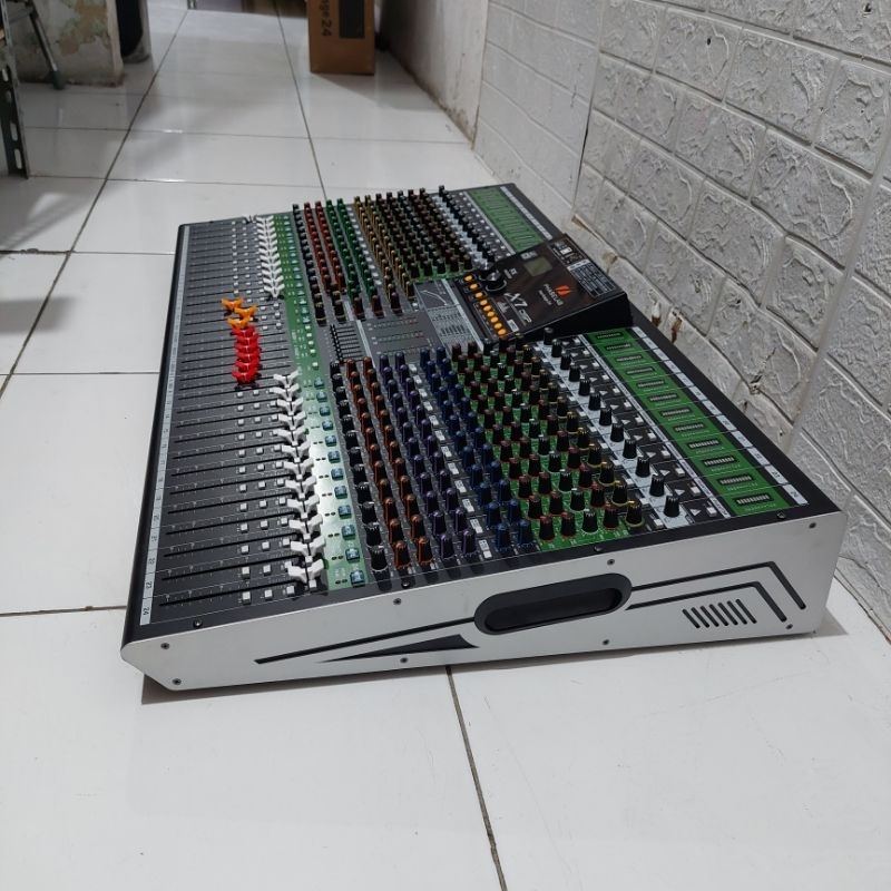 mixer 24 channel Phaselab Heritage 24 original