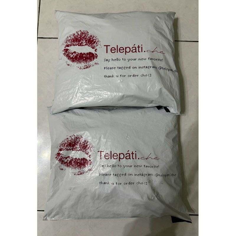 Hoodie Kiss Me Black telepati.che Limited Edition ORIGINAL