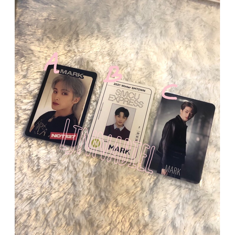 OFFICIAL MARK LEE PHOTOCARD