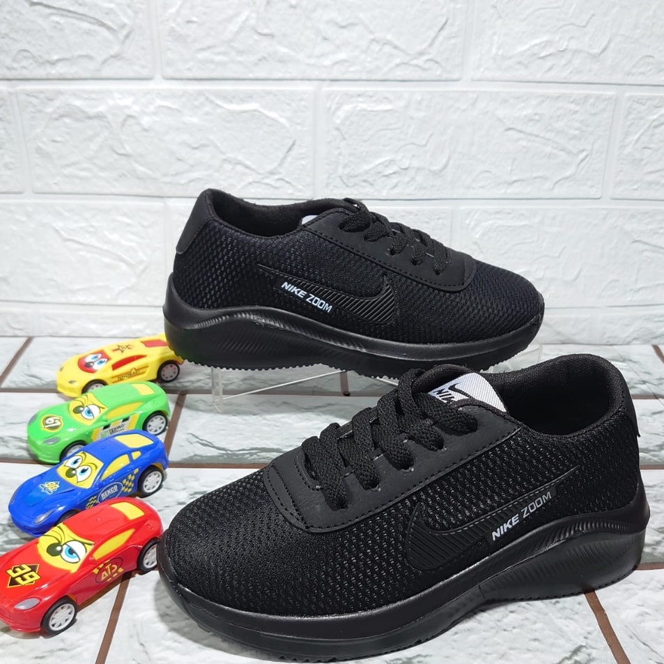 Model Menarik  Sepatu Sekolah Anak Perempuan Lakilaki Full Hitam Polos Nike Zoom TK SD Size 26  37 B