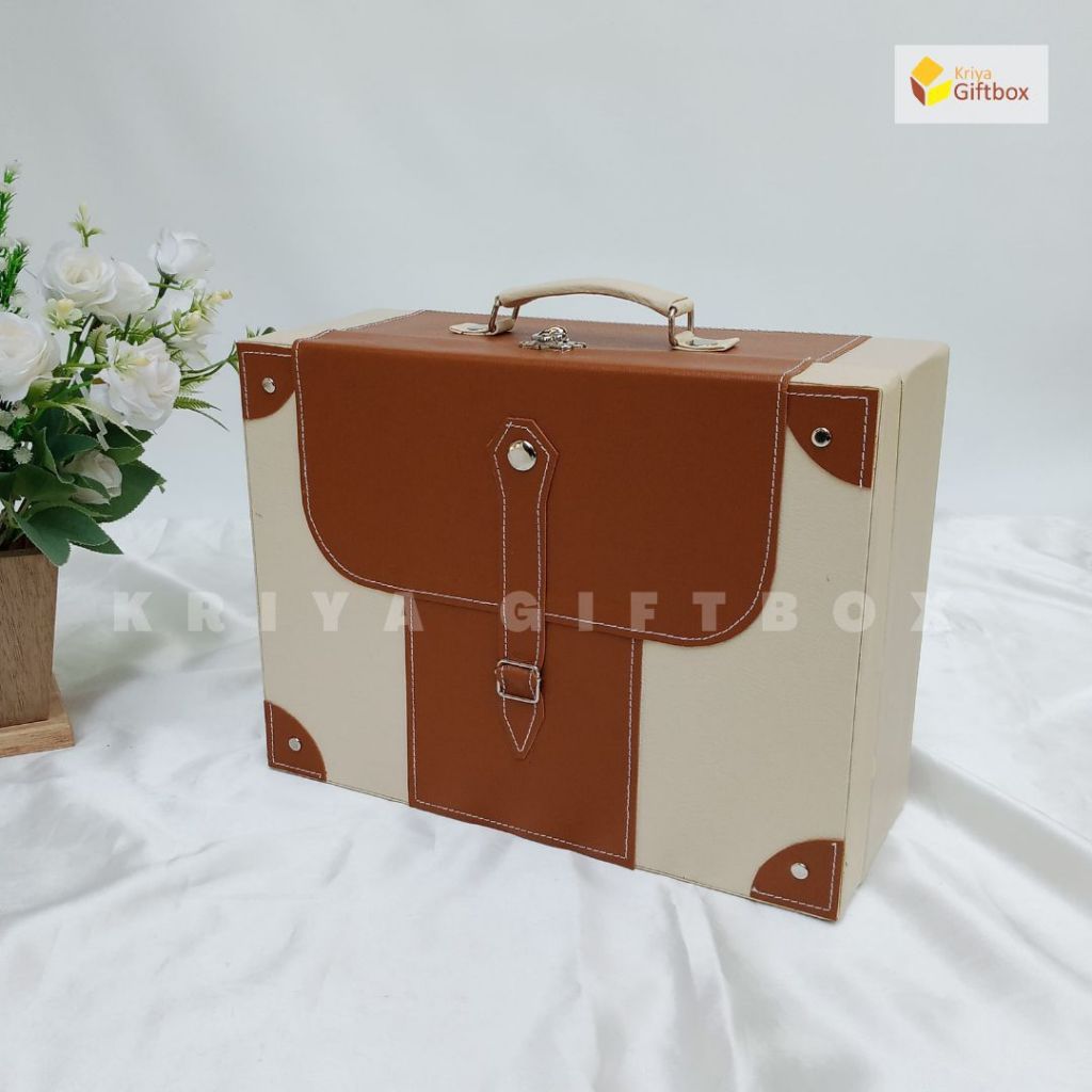 

Box Souvenir/Hampers Model Koper Terbaru | Box Koper Warna Cream