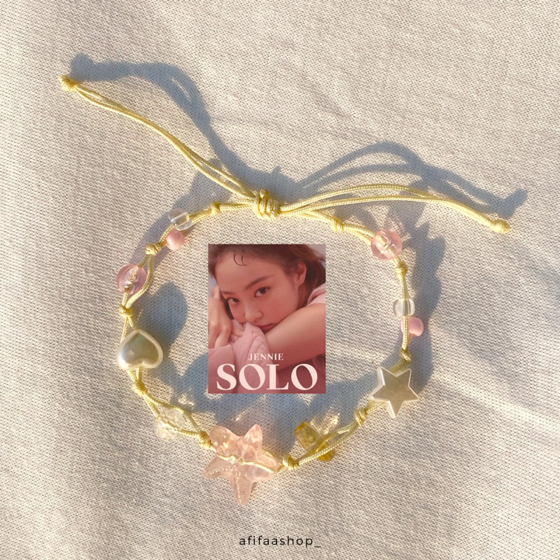 JENNIE BRACELET “Solo” -Blackpink / Gelang Album Blackpink versi indo / Gelang tali Jennie Black Pin