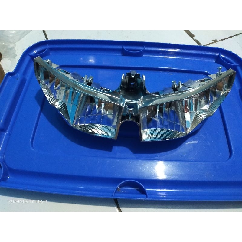 REFLEKTOR VARIO 125/ 150 LED OLD ORIGINAL OEM COPOTAN