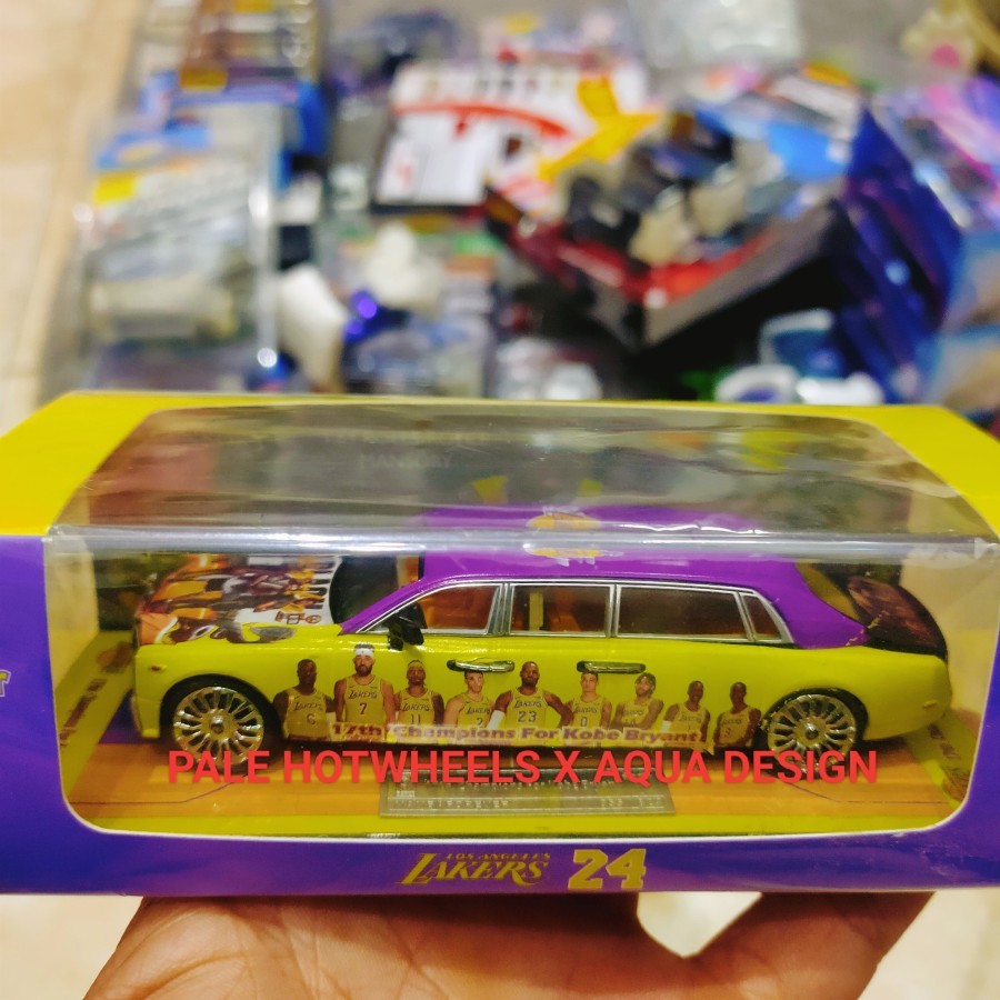 diecast kobe bryant lakers 24phantom 1:64 roll royce mansory