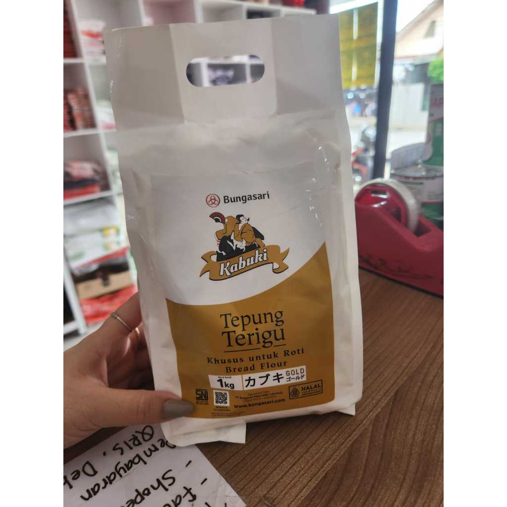 

Tepung kabuki gold terigu roti premium berat 1kg