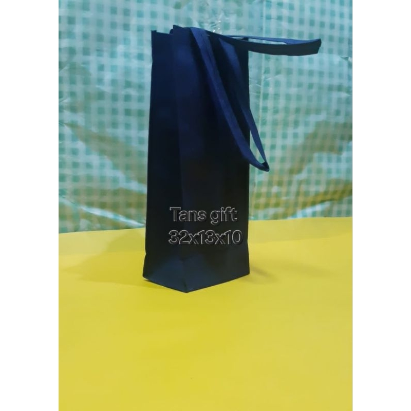 

Goody bag spunbond Ukuran Wine (botol) Biru Navy