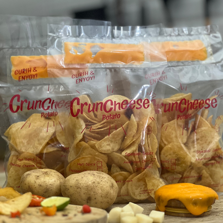 

Kripik Kentang Saus Keju dan Pedas Cruncheese 100 gr