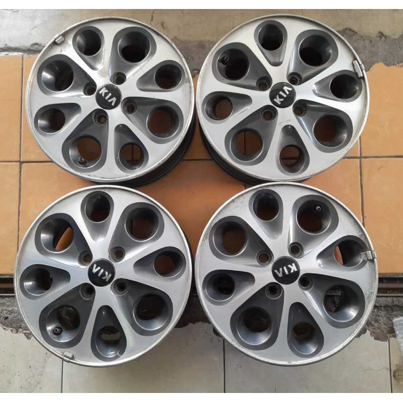 PELEK MOBIL BEKAS MURAH COPOTAN KIA PICANTO RING 14 LEBAR 5 INCH LUBANG BAUT 4 X 100 OFFSET 42 WARNA