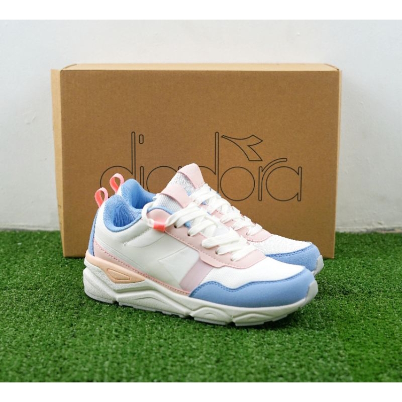Sepatu Running Diadora Fandela White Original