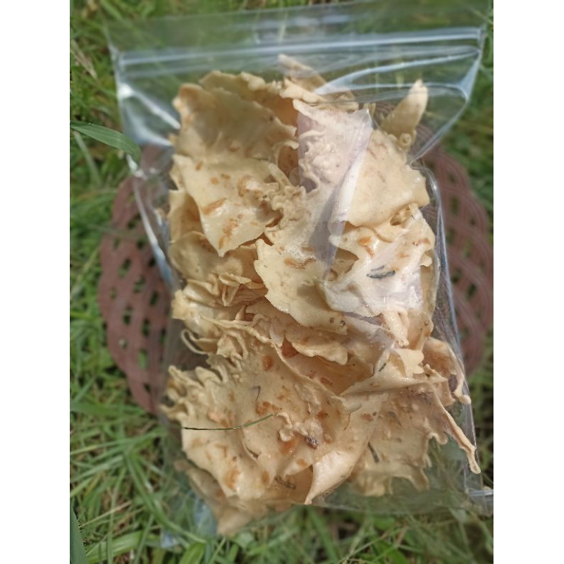 

peyek kacang dan rebon