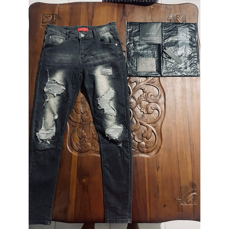 Rucas Season 11 Size 30