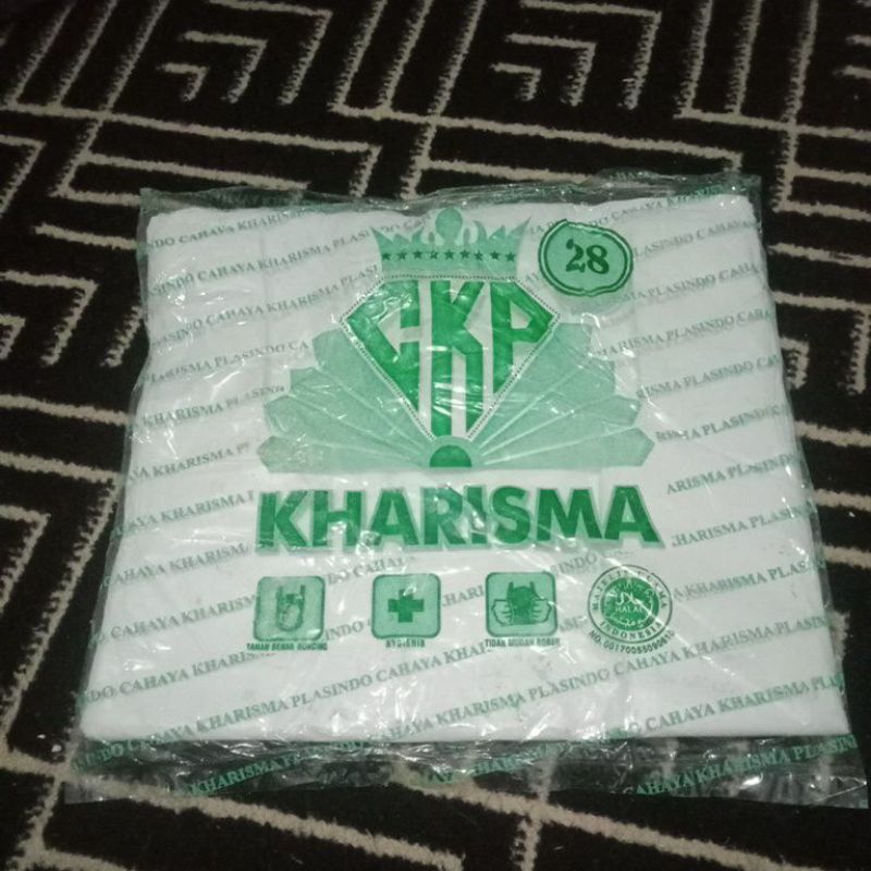 Kantong Plastik Kharisma 28 Putih / Kantong Plastik Praktis Besar